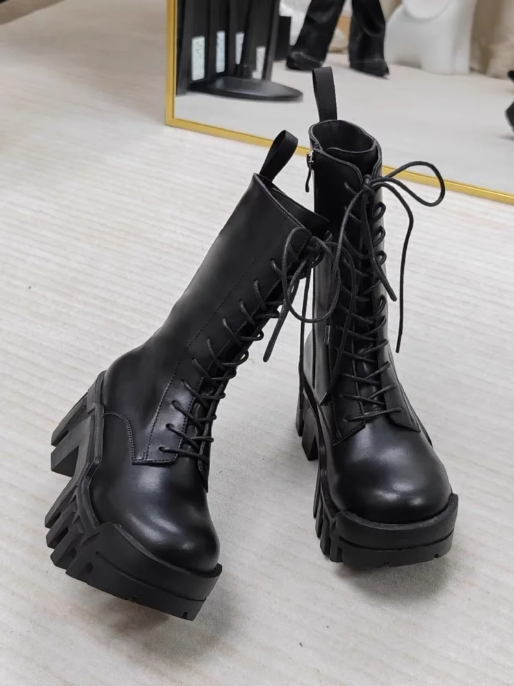 Platform Lack up Cool Motorcycle Boots Black Real Leather Thick Sole Mid Calf Boot Women Winter Luxury Designer Comfy Shoes