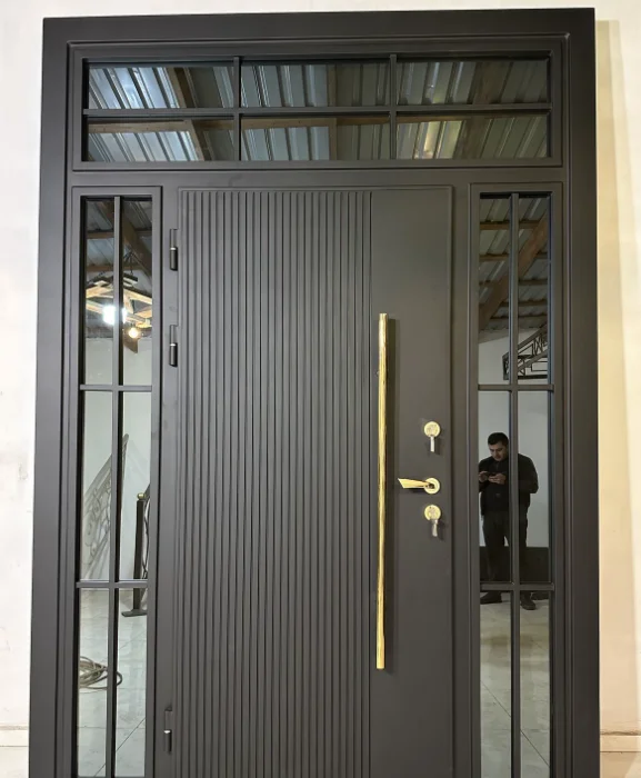 Customization Corrosion-Resistant 316 Stainless Steel Glass Swing Door With Thermal Insulation Anti-Rust For Home Use