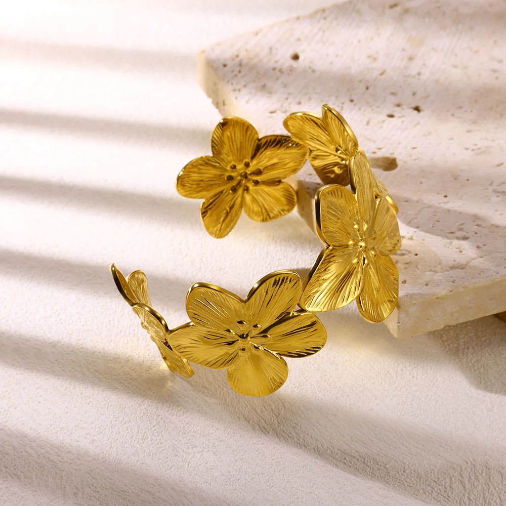 Bloem dikke opening armbanden voor vrouwen waterdicht roestvrij staal bloemen brede armband feest bruiloft hand sieraden elegant cadeau - afbeelding 2