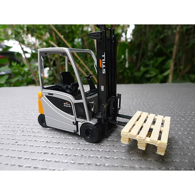 

Diecast STILL 1:25 Scale RX20-20 German Forklift Engineering Alloy Car Model Collectible Toy Gift Souvenir Display Ornament