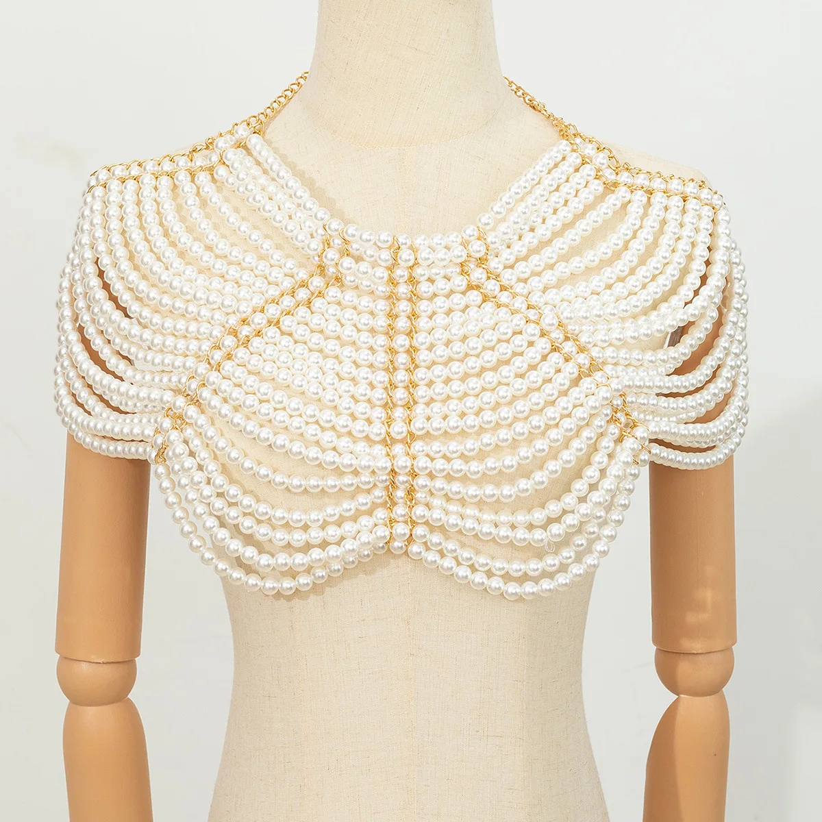 

Luxury Ivory Plastic Pearls Woven Camisole Breast Chain Gown Dress Pearls Shoulder Chain Jewelry Party Night Clubwear Body Chain