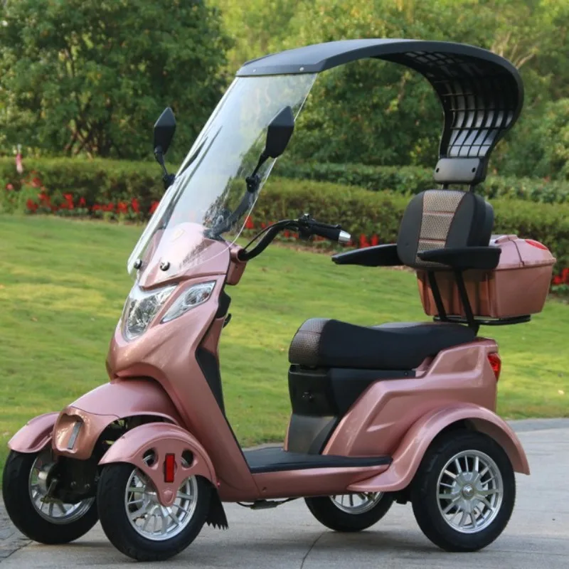 New semi-enclosed electric tricycle for the elderly