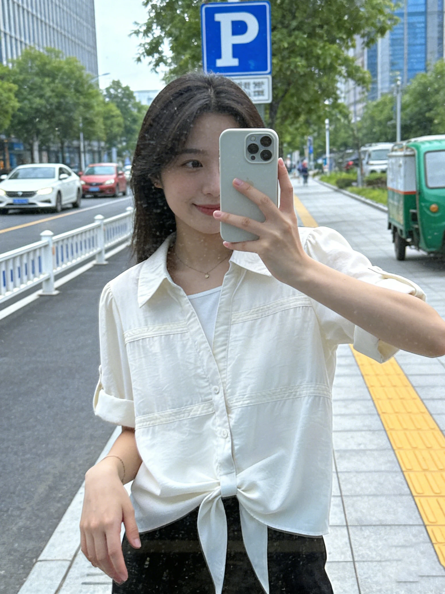 

Весна 2026: Женская рубашка с длинным рукавом в корейском стиле, модный дизайн, омолаживающий эффект, свободный крой, однотонная, с элементами пэчворка