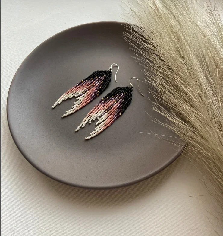 

2025 Handmade Bead Earring Tassel Gradient Originality Geometry Hand knitting Bohemia Beaded earrings for Women