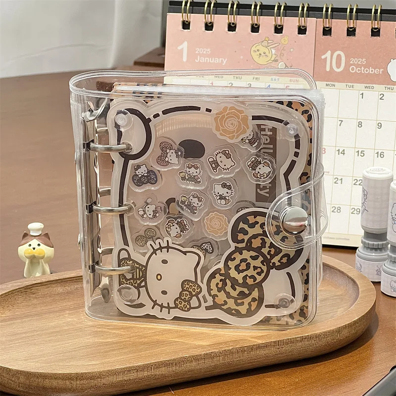 สมุดใส่การ์ดอะคริลิคแบบหลวมลายการ์ตูนเฮลโลคิตตี้ สามารถเก็บการ์ดดารา การ์ดธนาคาร รูปถ่าย ของขวัญคริสต์มาส ฮาโลวีน