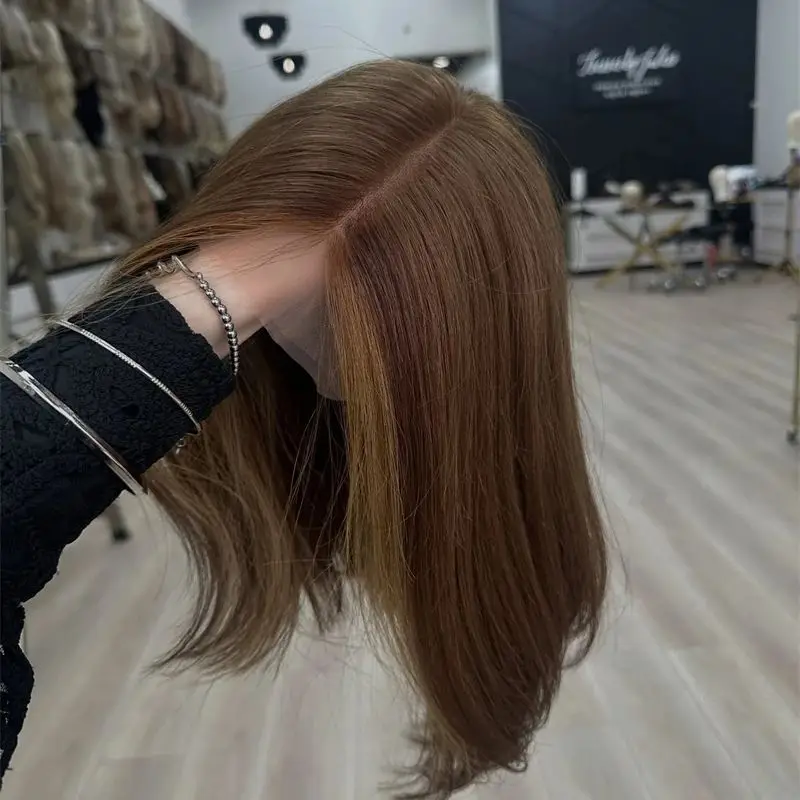 

12-дюймовый синтетический парик омбре теплого коричневого цвета с HD-кружевной передней частью, короткий прямой боб, реалистичный вид, без клея, с предварительно выщипанной линией роста волос