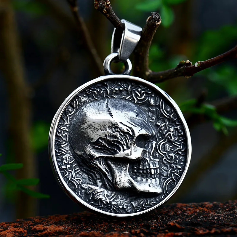 BEIER 2022 Unique Design  Stainless Steel Skull Round  3D Pendant For Men Punk Hip Hop  Halloween Jewelry Wholesale Gift