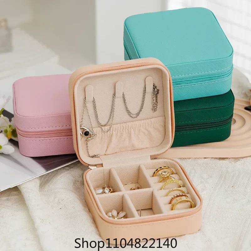 

Portable Jewelry Storage Box Travel Organizer Jewelry Case PU Leather Storage Earrings Necklace Ring Jewelry Organizer Display