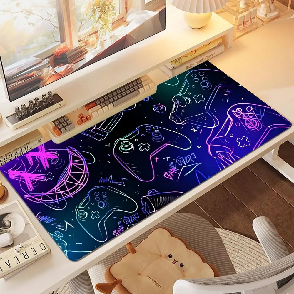 Neon Game Controller Large Gaming Mouse Pad, Retro Game Element Extended Desk Mat Stitched Edge Non‑Slip Rubber Base Keyboard