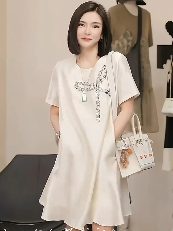 

Gtuq Heavy Embroidery Short Sleeve Dress Trendy Mature Style Summer Casual Korean Loose Fit round Neck Mid-Length Dress