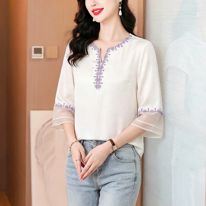 

Slimming Large Size Women's T-shirt Embroidered Base Shirt Fashionable Summer New Style Commute Artistic Style Long Sleeve