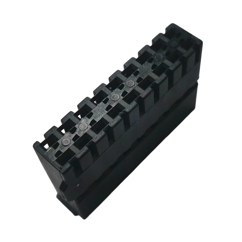 1718489-1 Female,Housing,1-1718484-1,Accessory,Cap,18P/25P,1-1718484-2,Cover Assembly,AMP MCP Connector System,1-1718484-3