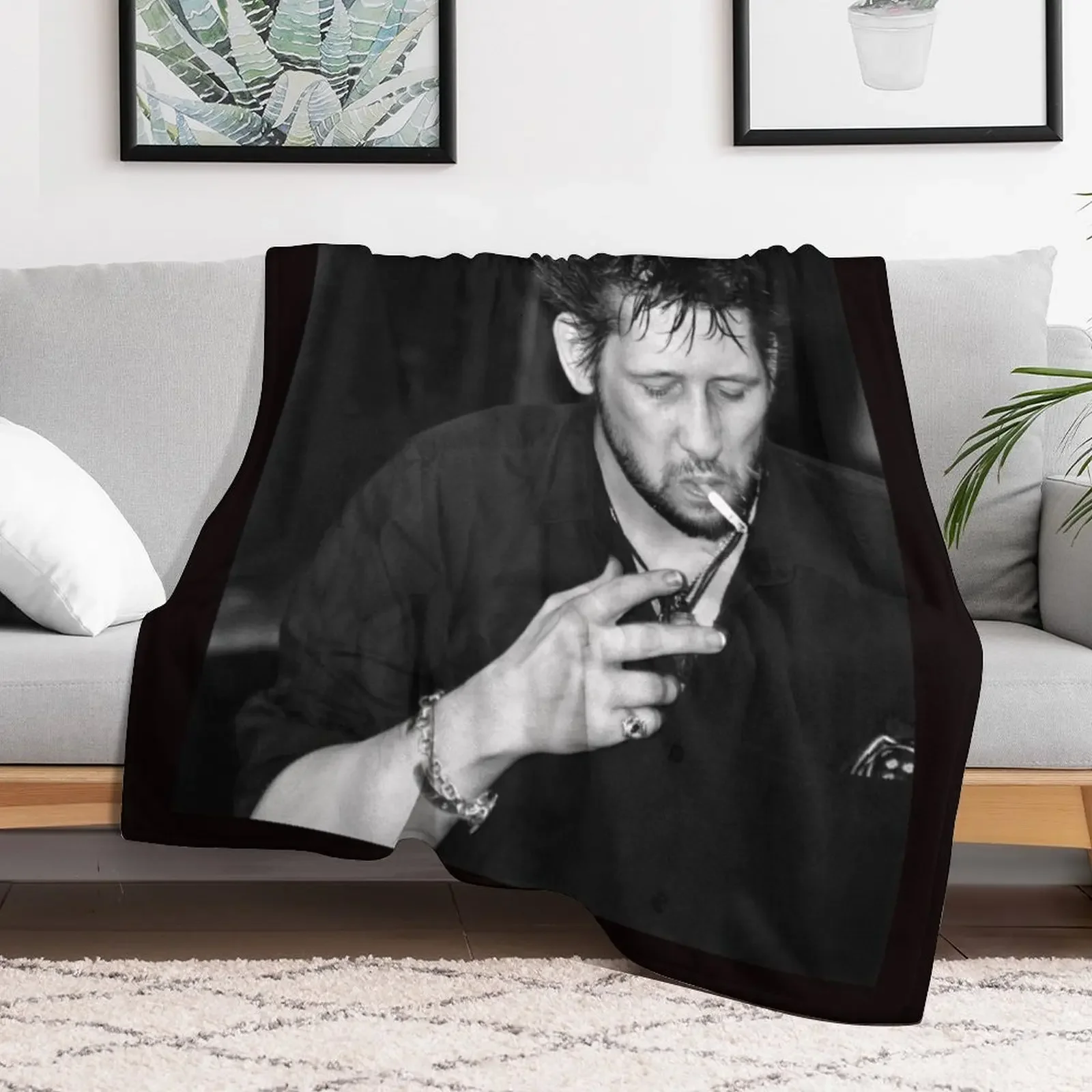 Shane MacGowan Smoking I Throw Blanket Personalized Gift Blankets For Baby Luxury Designer Blankets