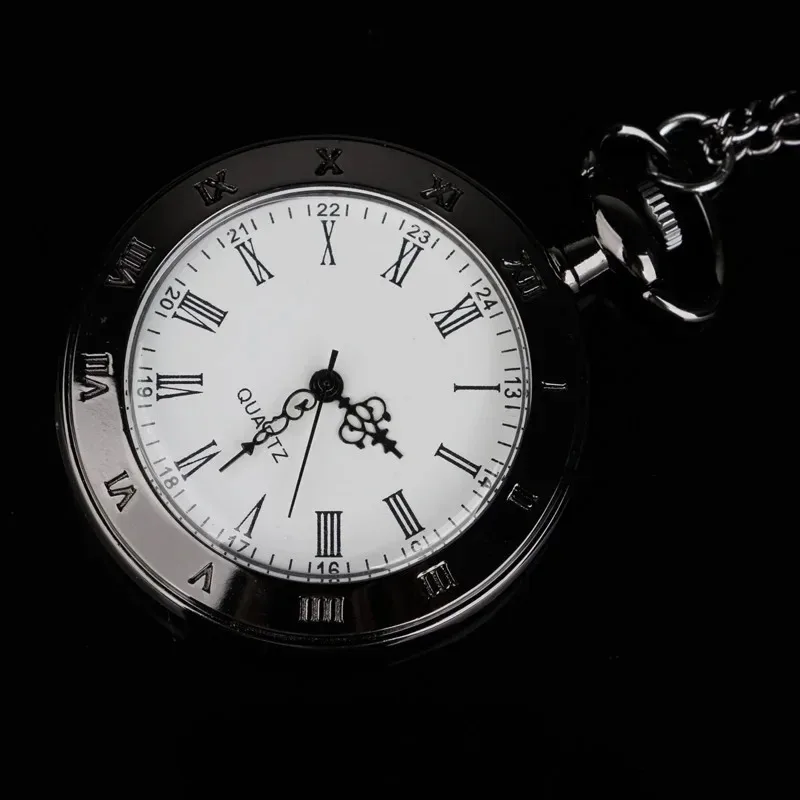 シンプルなクォーツ懐中時計 チェーン付き アナログ ネックレス ペンダント 彫刻入り懐中時計 ギフト メンズ レディース