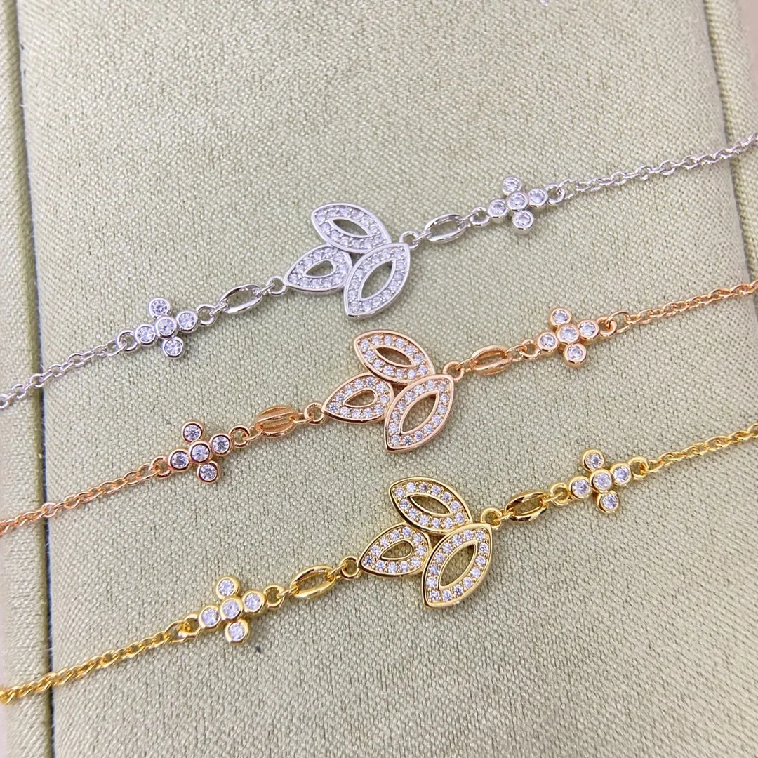

New 925 sterling silver HW clover bracelet, suitable for layering