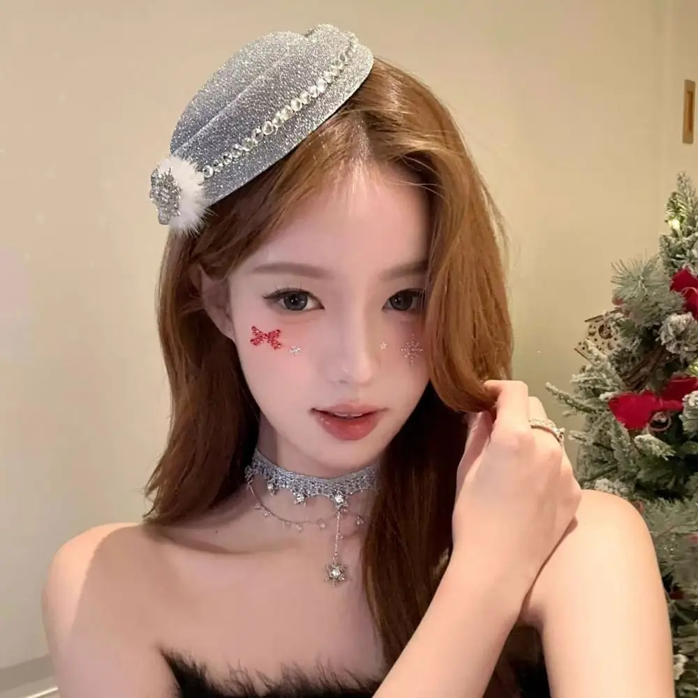 قبعة قبعة فيدوراس مشبك شعر قبعة رسمية مخملية قبعة حمراء قبعة دبوس شعر قبعة تزيين رباط شعر ندفة الثلج قبعة فاسيناتور