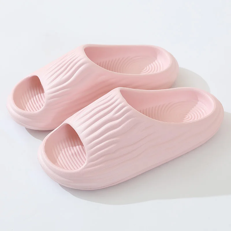 2024 New Shoes Women Man Slippers Fashions Lightweight Thick Sole Sandals Summer Casual Beach Home Bath Thick Non-Slip Slippers