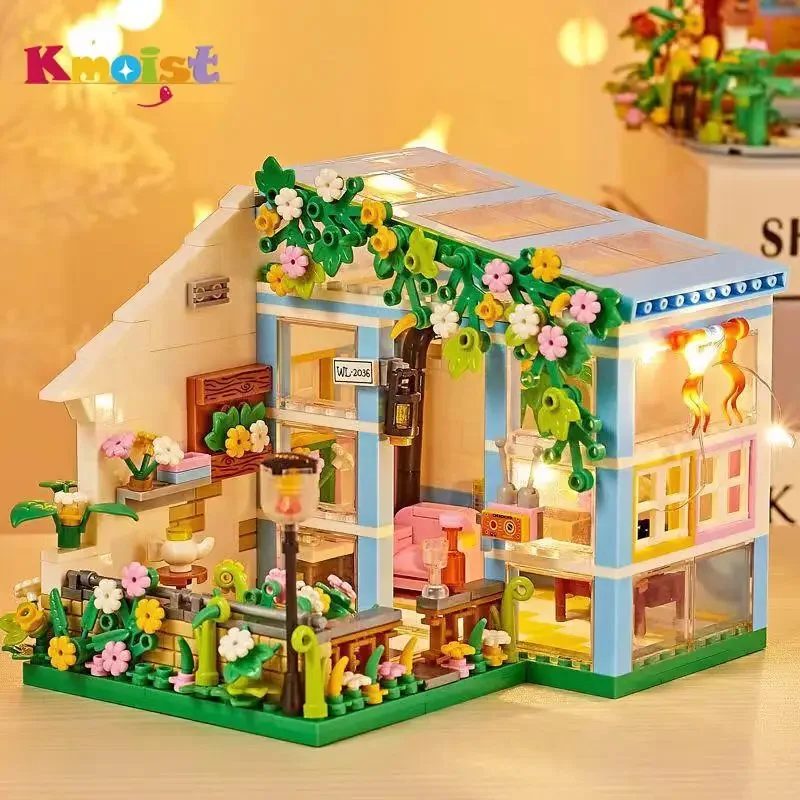 

Конструктор детский из пластика в виде цветочного домика