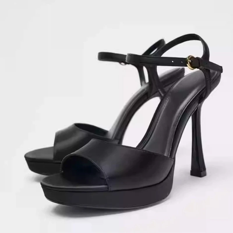 حذاء نسائي بكعب مكتنز من الساتان ذو نعل سميك، أنيق بلون سادة ومريح لحفلات الزفاف والمكتب