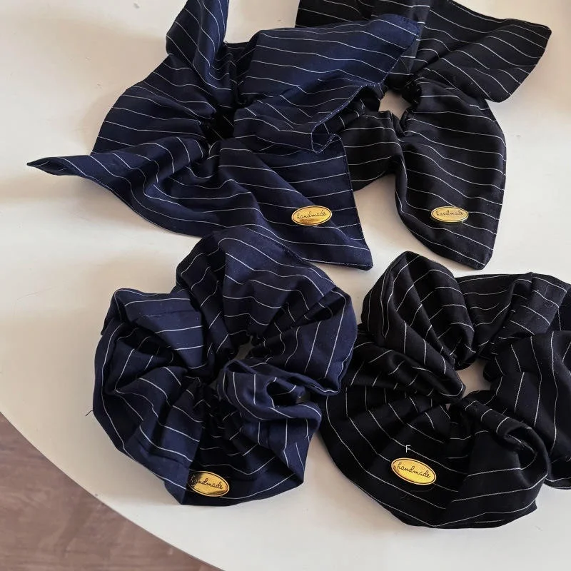 エレガントなストライプ生地のヘアネクタイ女性のための高弾性ヘアバンドおだんごローポニーテールファッショナブルなヘアアクセサリー