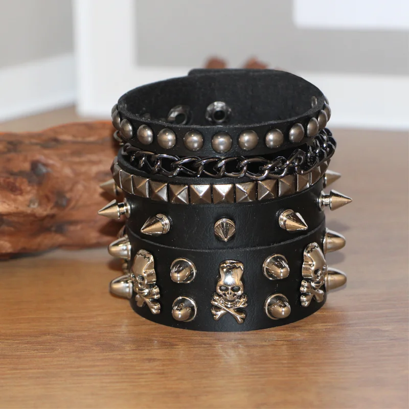 Punk Leather Men\'s Bracelets Gothic Spike Skull Head Rock Bracelets For Men Fashion Cosplay Hip-Hop Leather Bracelets Gifts