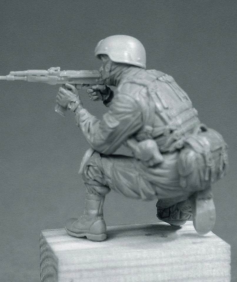 1:35 Scale Die Cast Resin Figure Model Assembly Kit Russian Special Forces Paint Free Shipping (2 People)