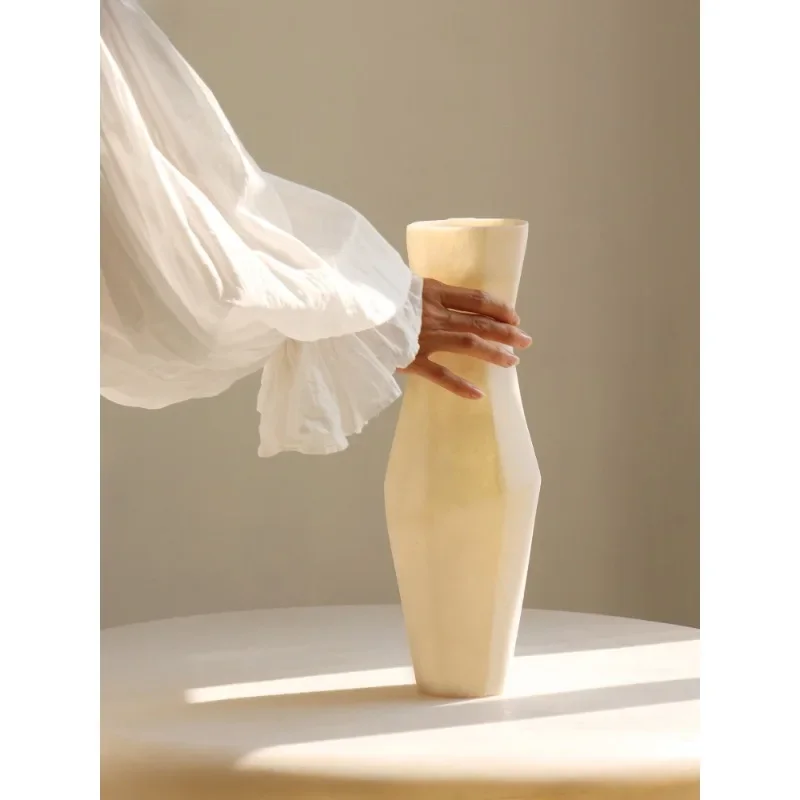#Lily White French Geometric Fiberglass Flower Vase Translucent Vase Living Room Bedroom Black and White Design Ornament