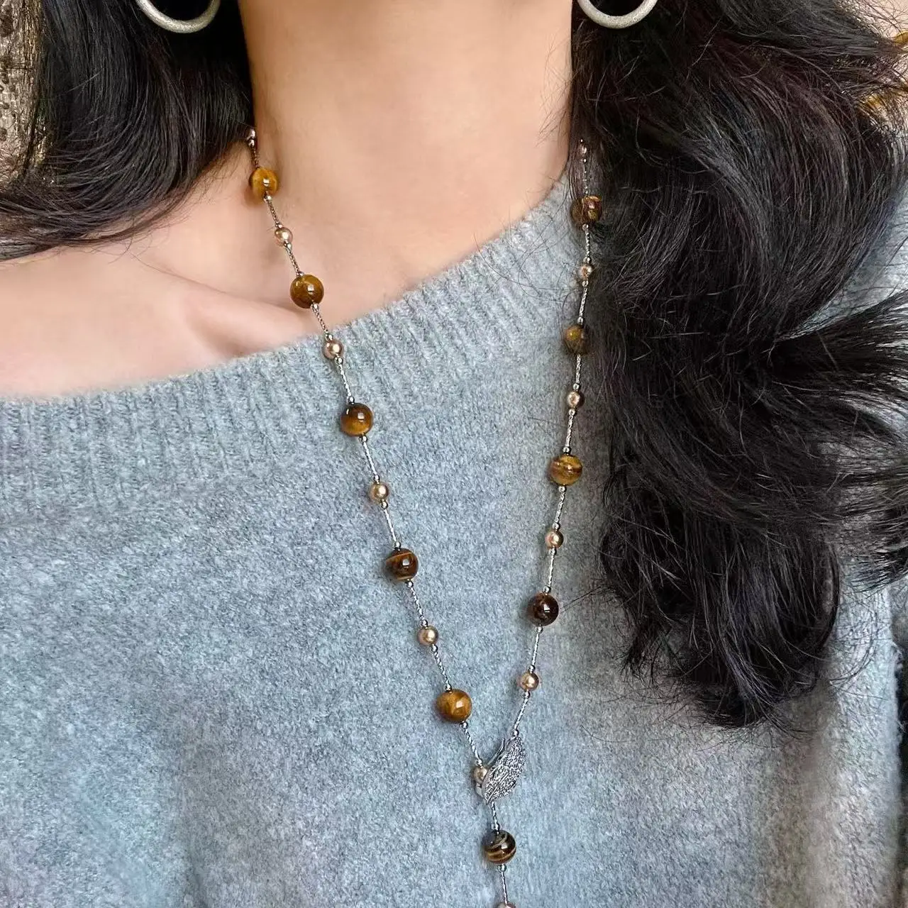 

New Retro Maillard Tiger Eye Stone Beaded Long Sweater Chain High-end Atmosphere Autumn and Winter Accessories Necklace