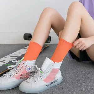 Çoraplar, kadın modası, Kore tarzı, retro, spor, sokak, gündelik, Harajuku, trend, siyah beyaz, mavi, Klein, yeşil, turuncu, kırmızı, bej, 8 en çok satılan çorap, turuncu-no. 1