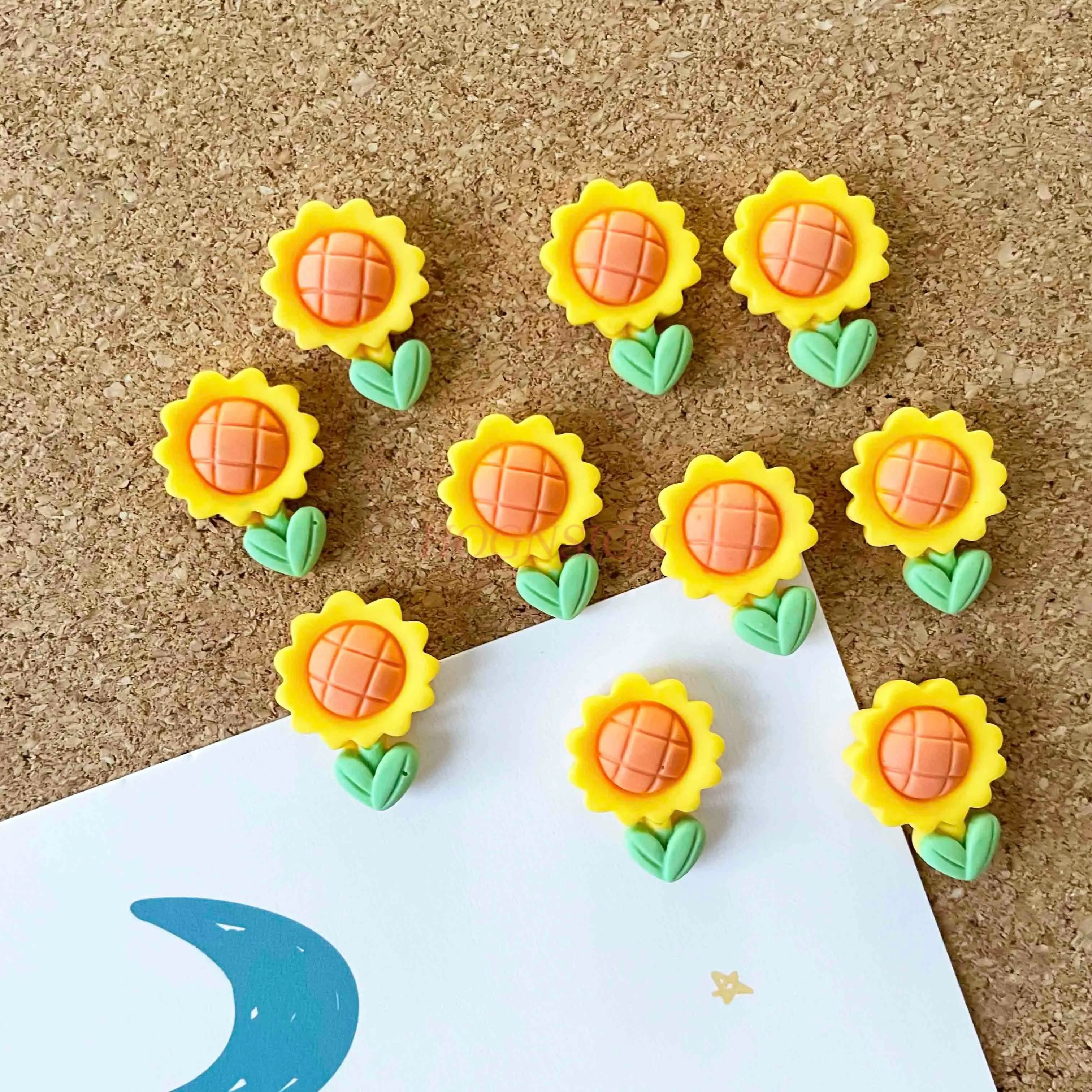 10pcs Fresh Sunflower Flower Shaped Push Pin Felt Soft Wooden Board Creative Wall Decoration Button