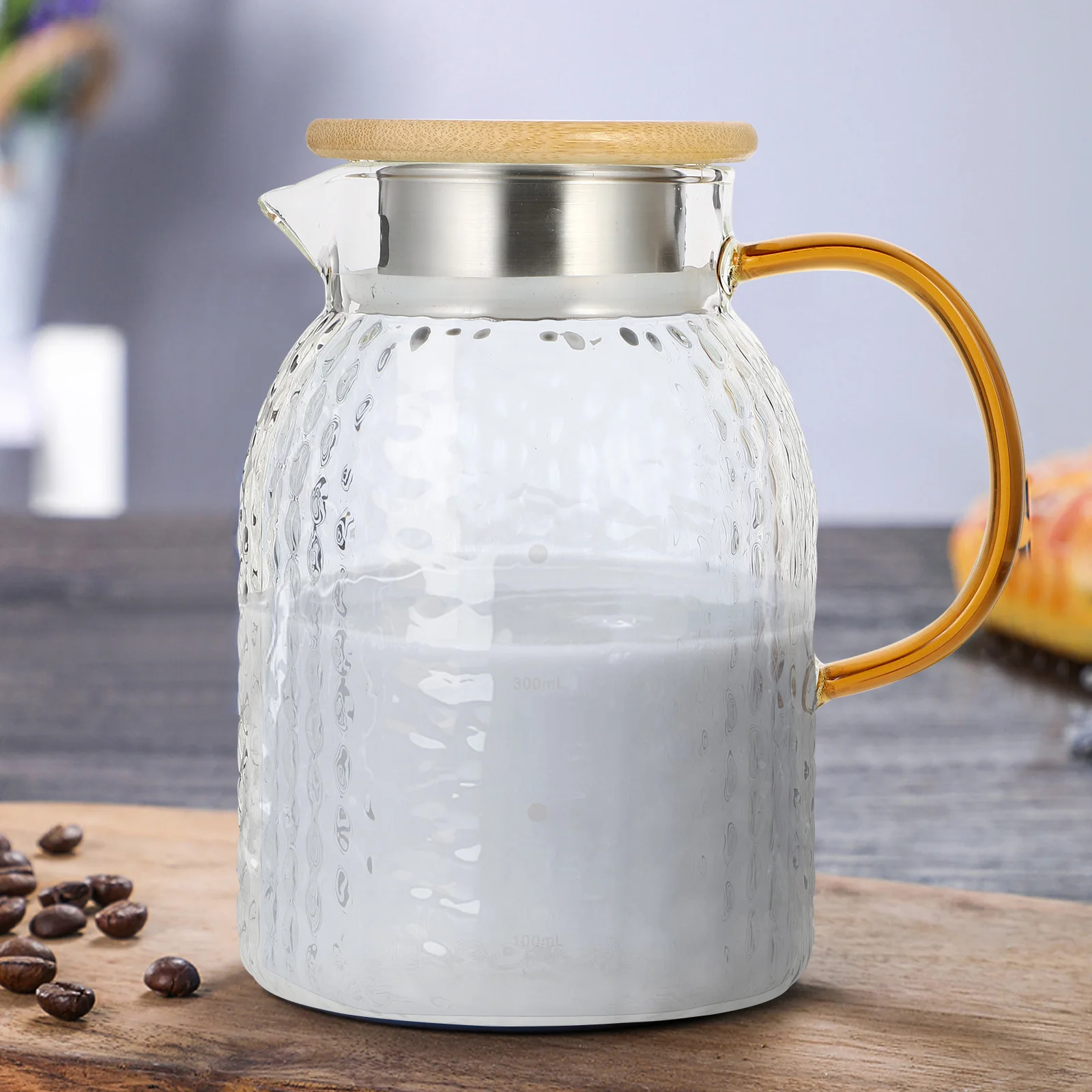 

1pc Insulated Glass Water Pitcher Large Capacity Cold Drink Jug Heat Resistant Carafe Leak Proof Transparent Family Use