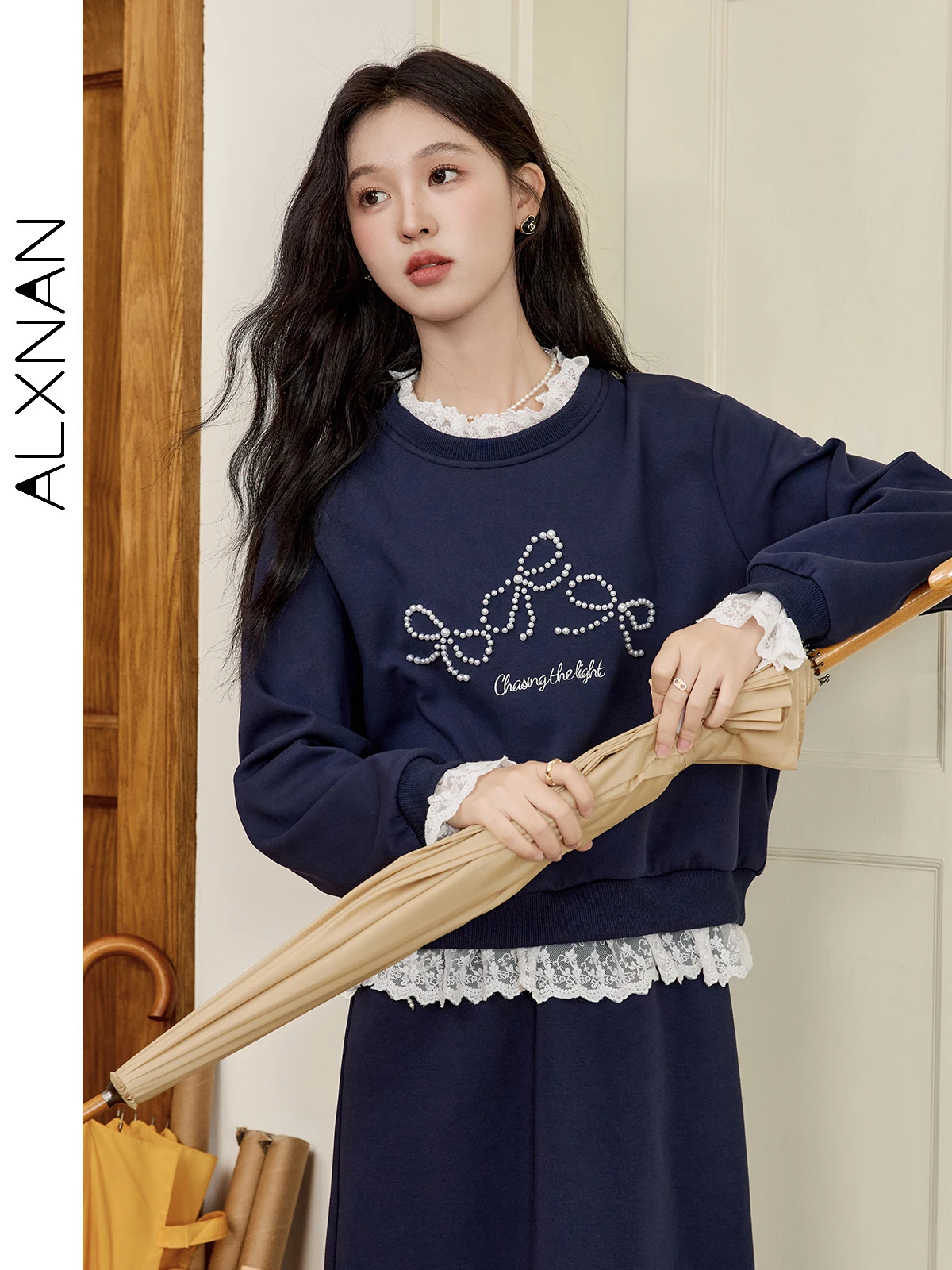 ALXNAN Dames Kant Patchwork Sweatshirts Zoete O-hals Drop Mouw Parel Strik 2024 Herfst Winter Truien Apart Verkocht L50835