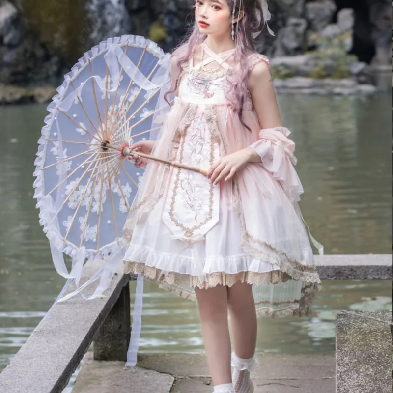 

Chinese style embroidery delicate gas sweet dress