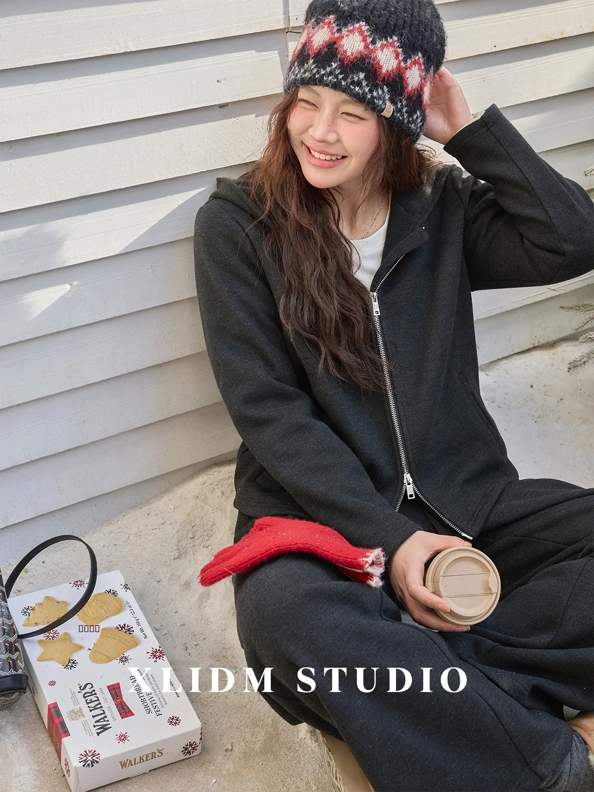 

Комплект женской повседневной одежды больших размеров: брюки с широкими штанинами на флисовой подкладке и толстовка с капюшоном, с эффектом коррекции фигуры, для осени и зимы