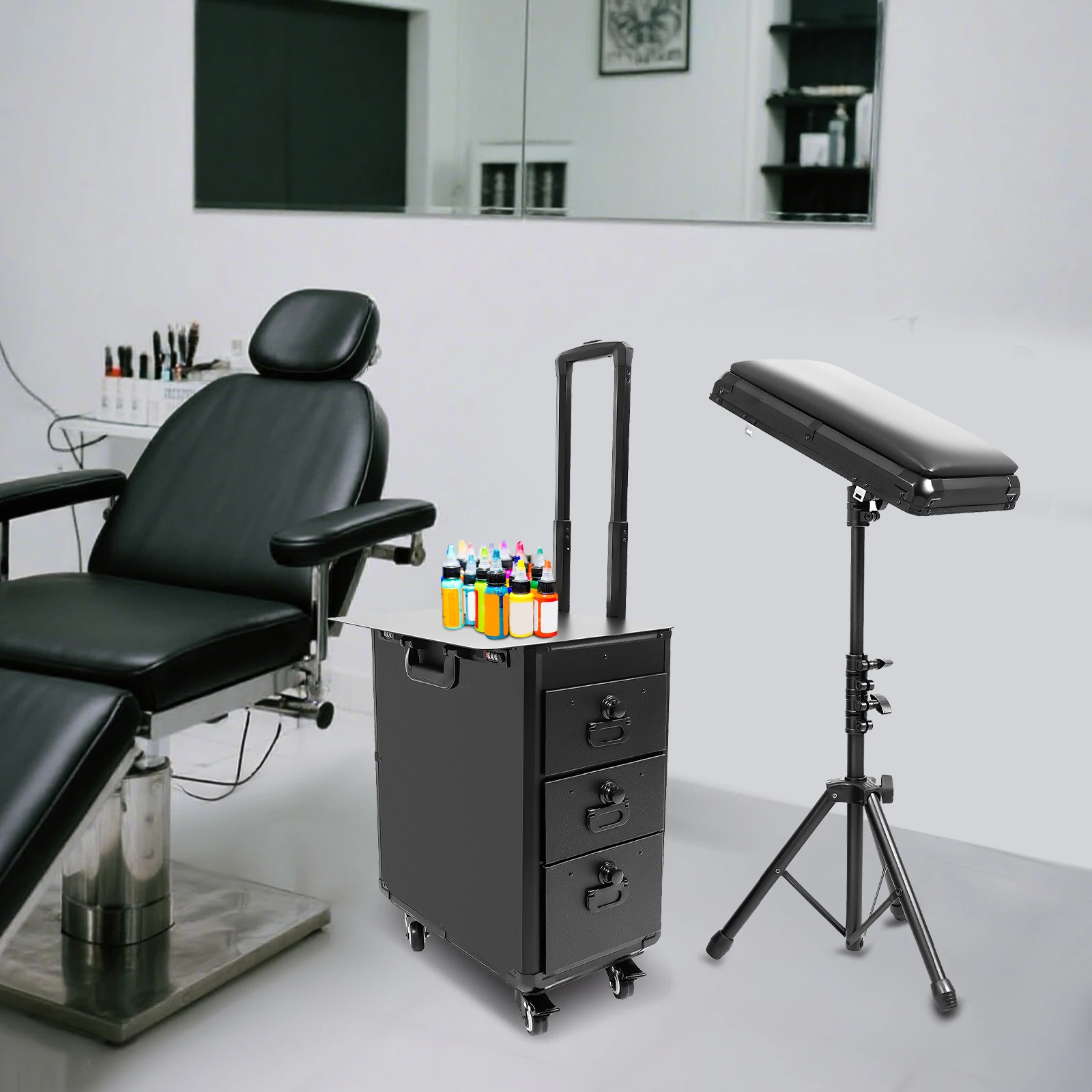 

Кейс для косметики и тату-оборудования на колесах с регулируемой выдвижной ручкой, 3 ящиками, кодовым замком, 4 универсальными колесами и 2 тормозами