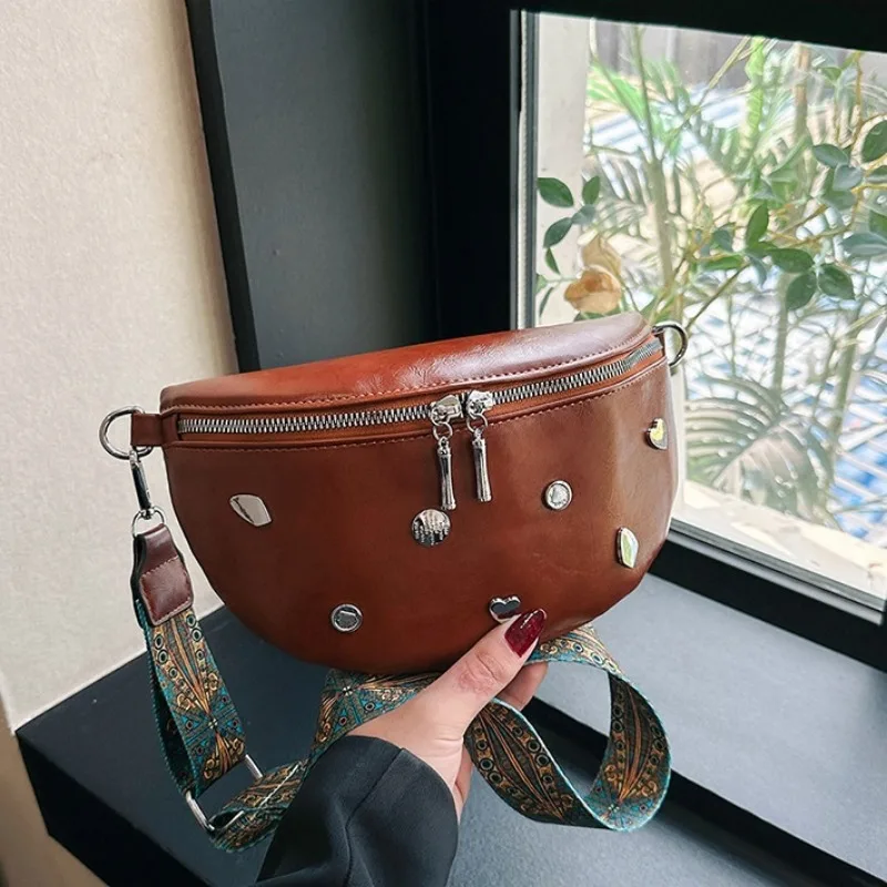 Luxury Rivet Soft PU Leather Waist Bags For Women Stylish Fanny Pack Female Trendy Waist Pack Ladies Wide Strap Crossbody Bag