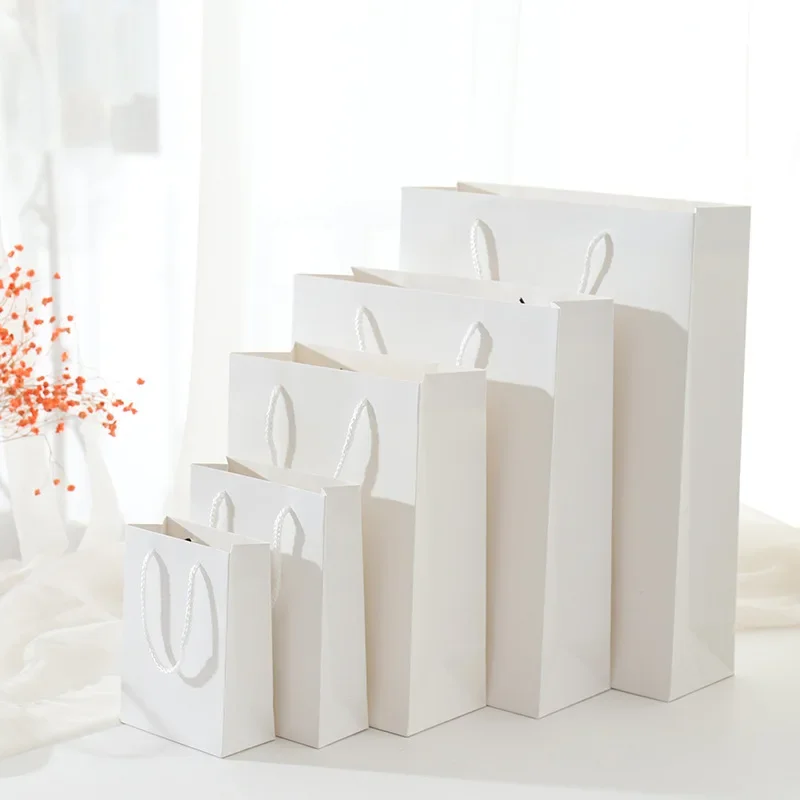 1PC/lot High Quality Kraft Paper Bag with Handles Elegant White Packaging Bags for Wedding Birthday Party Gift Packing Paper Bag