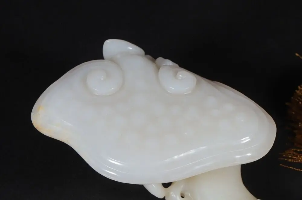 CHINESE QING DYNASTY 795g 100% NATURAL HOTAN WHITE JADE HAND CARVED RU YI STATUE