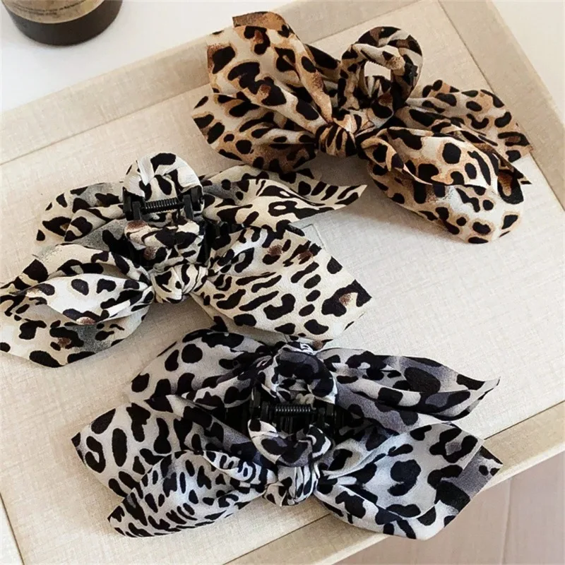 

Y2K Leopard Print Bow Hair Claw Large Butterfly Hair Clip Women E-girl Sweet Cool Gothic Hair Accessories