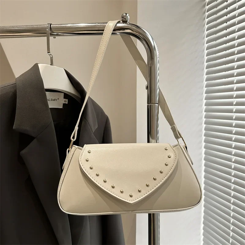 Niche design autumn and winter retro high-end shoulder handbag