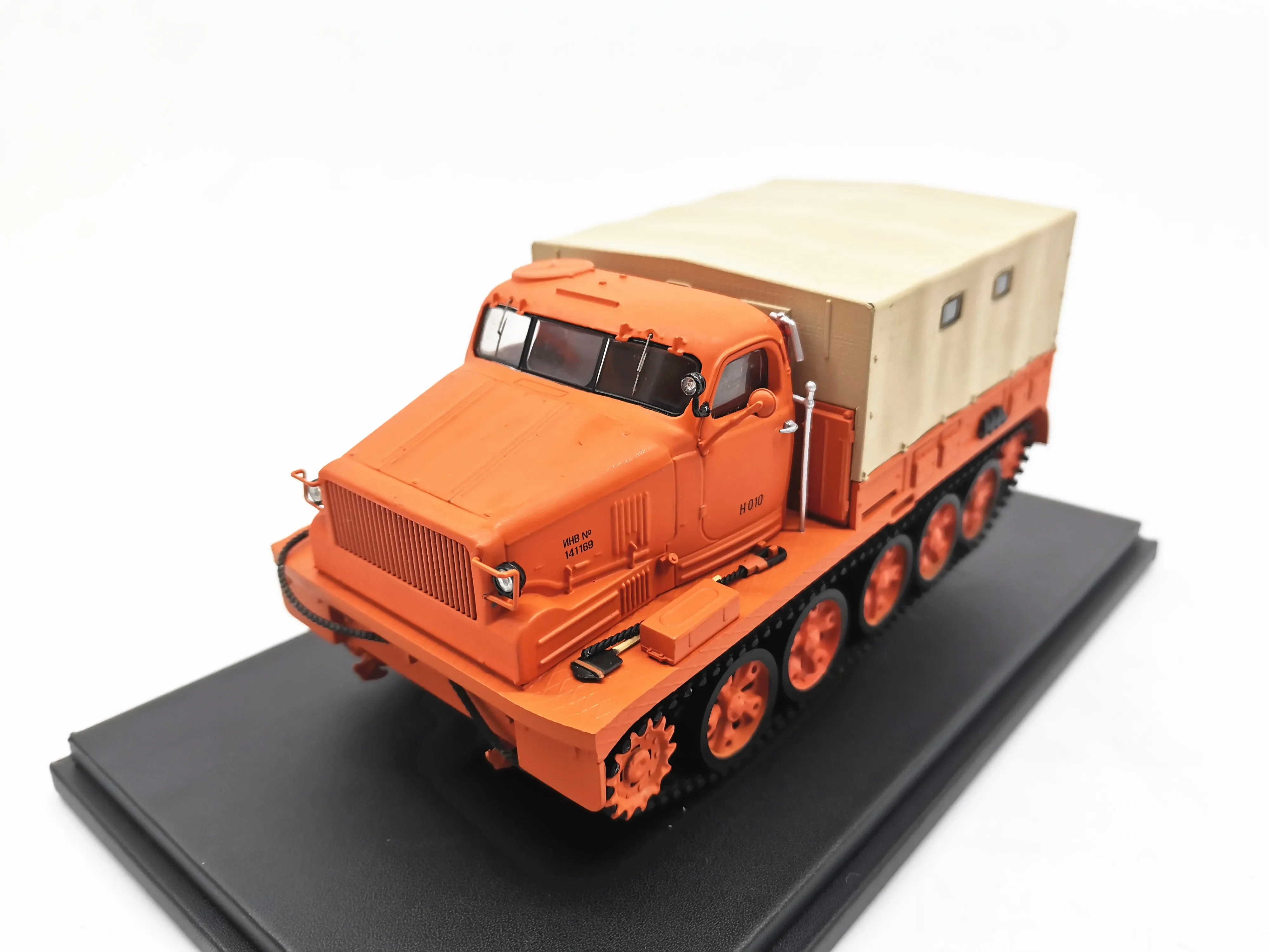 Diecast SSM 1/43 Scale Soviet Alloy Truck with Acrylic Box Simulation  Tracked Combat Vehicle Model Collection Display Toy Gifts