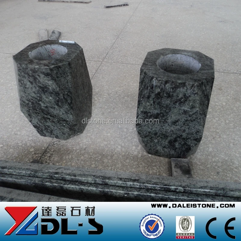 Green Granite Vases Grave For Tombstone