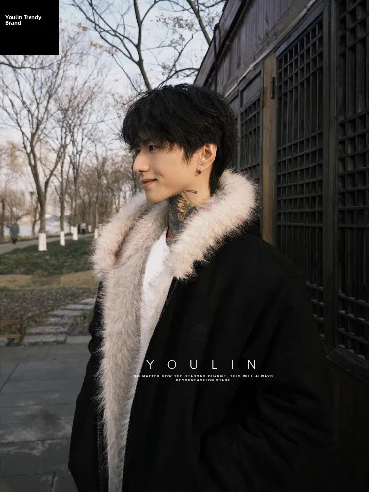 

Черная утепленная короткая куртка мужская, модная зимняя куртка с меховым воротником, молодежная, свободного кроя, на флисовой подкладке, в американском стиле, хлопковая...