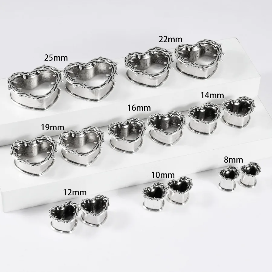 1pair Bronze-colored Thorny Heart-shaped Hollow Earlobe Retro One-piece Ear Expansion Ring Piercing Copper Accessory