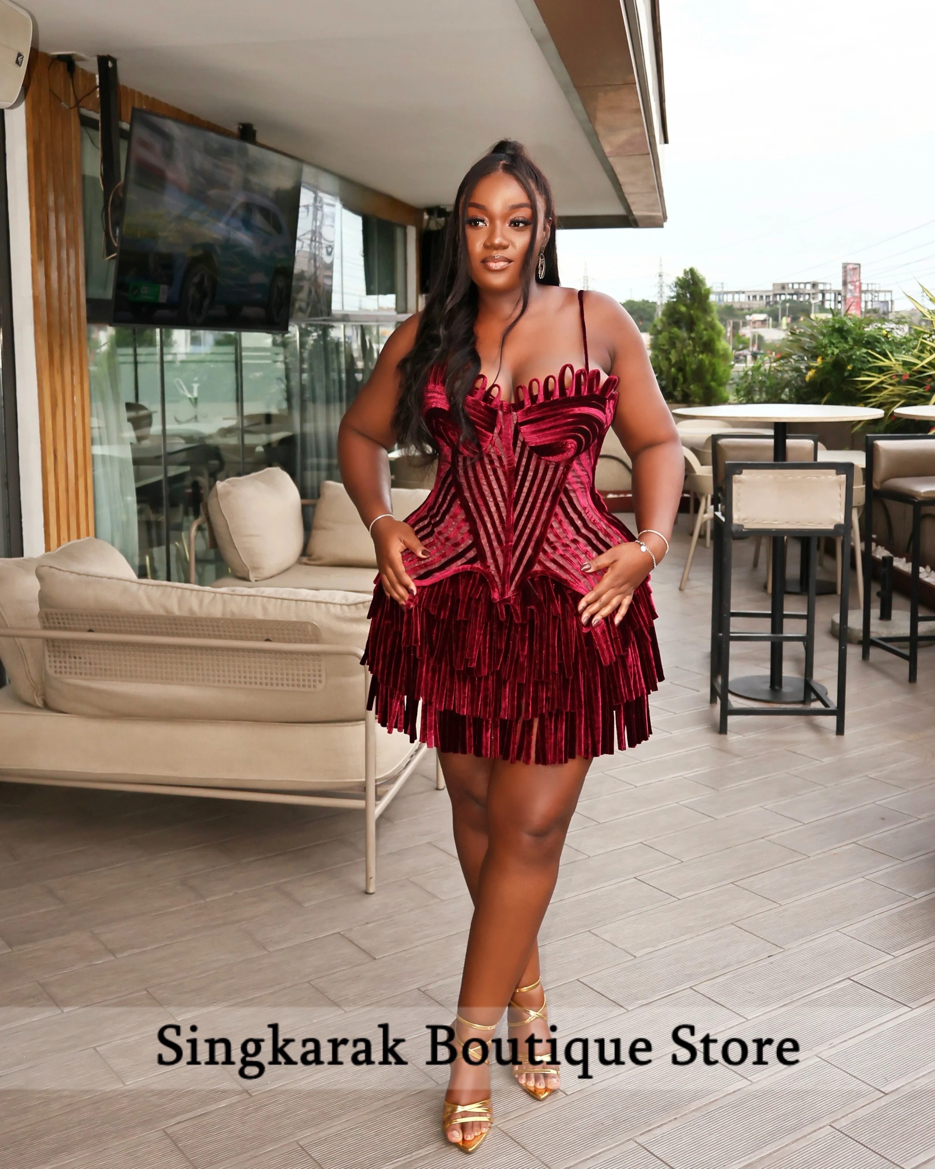Short Homecoming Party Gown 2026 Velvet Burgundy Cocktail Ball Dress Sexy Back to School Graduation Prom Dress Customized