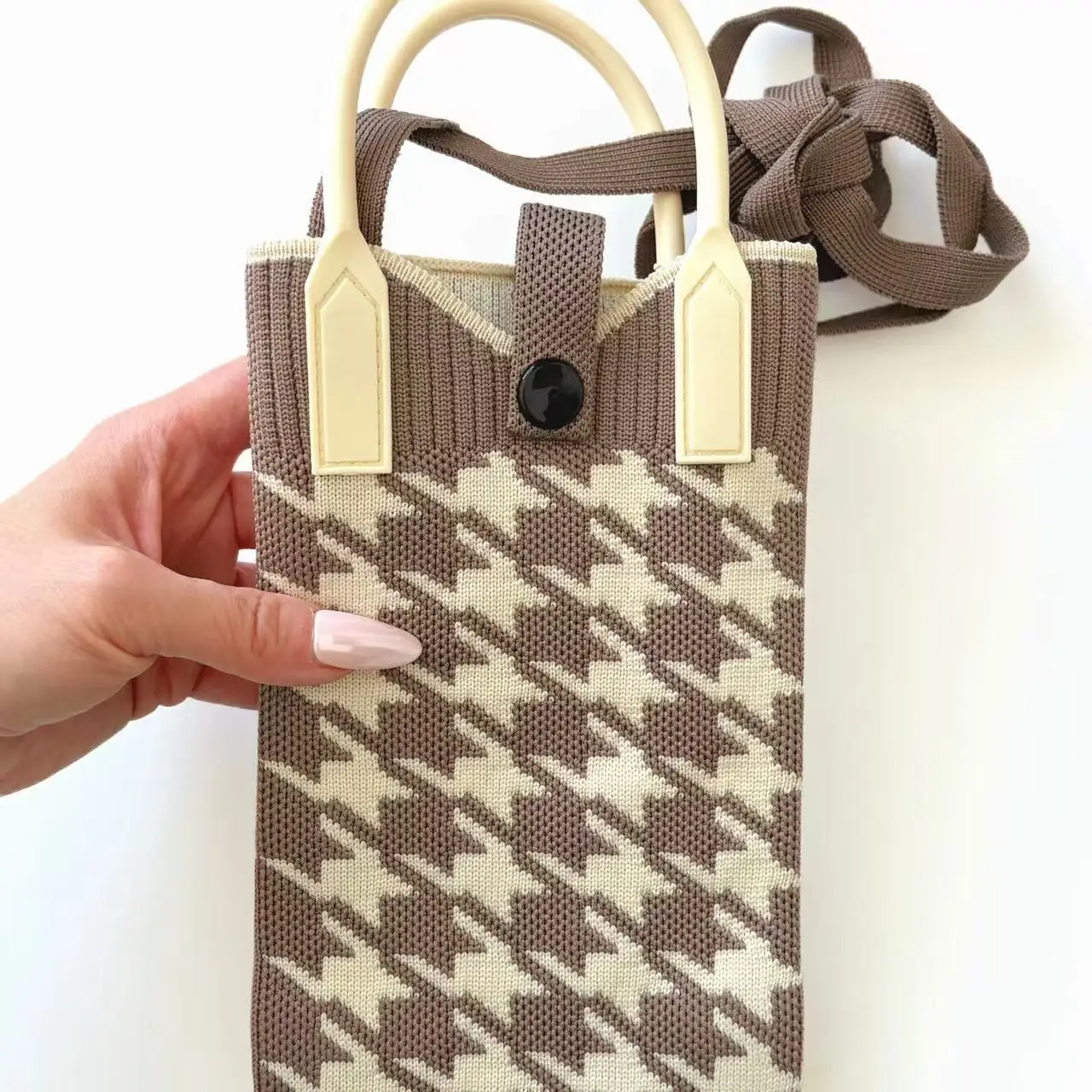 Chic Knit Crossbody Bag, Black White Checkered&Houndstooth Pattern, Retro French Style, Adjustable Strap&Wrist Strap Purse