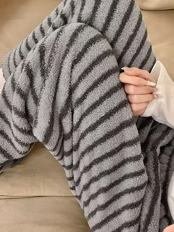 Thickened Coral Fleece Warm Comfortable Home Clothes Long Pants Sleepwear Women  Color Loose Walking Pants Straight Leg