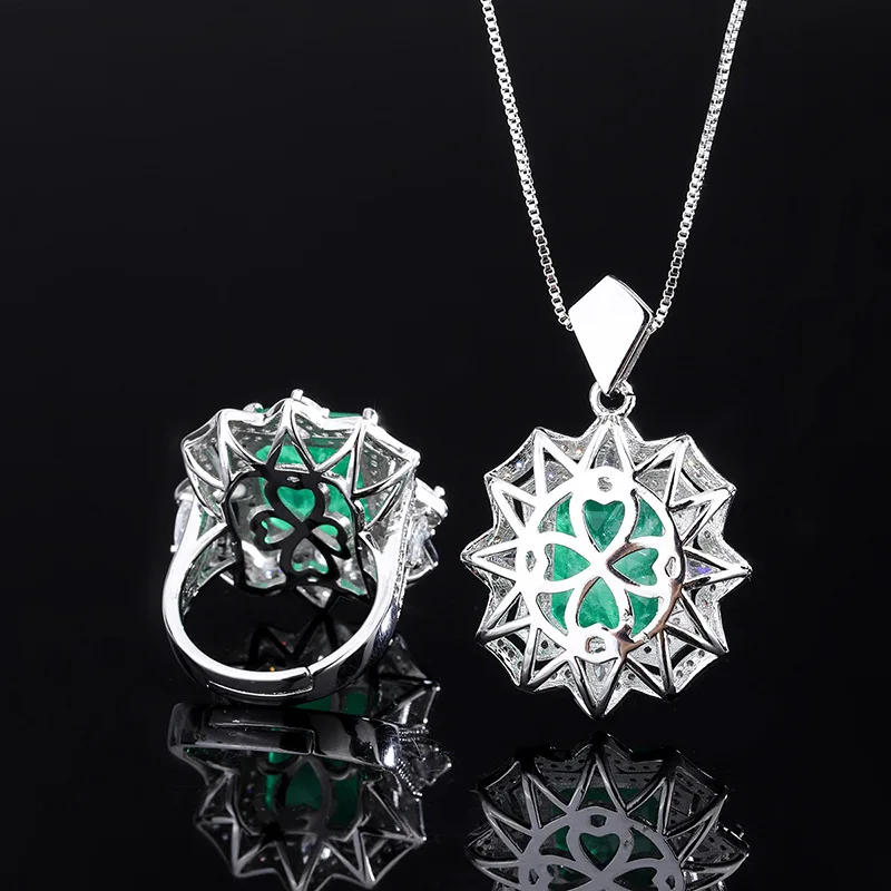 New High-end Jewelry Luxury Inlaid Vintage Emerald Pendant Ring Diamond Printed Set Main Stone Jewelry