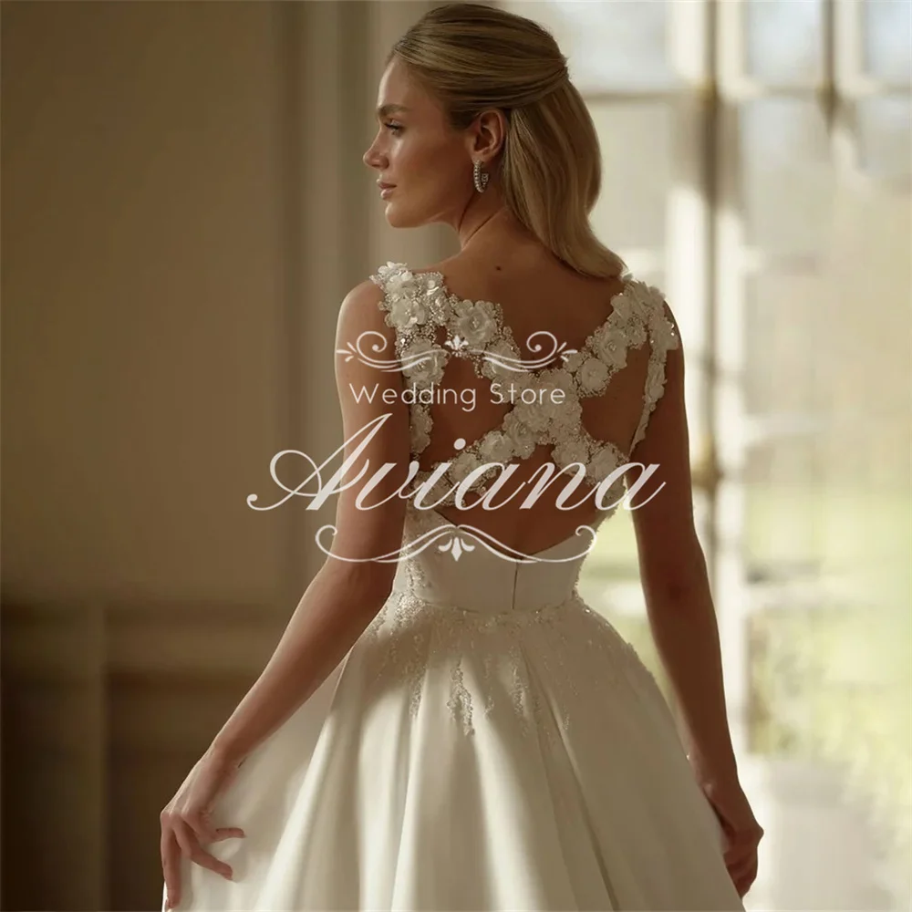

Wedding Store Customized Aviana Elegant Lace Long Sleeves A Line Wedding Dress Chapel Train Bridal Gown Vintage Embroidery 2025