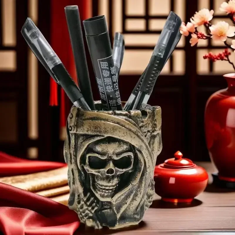 

European-style Easter Personality Creative Skeleton Ashtray Simple Office Ornaments Household Pen Holder Pen Tray